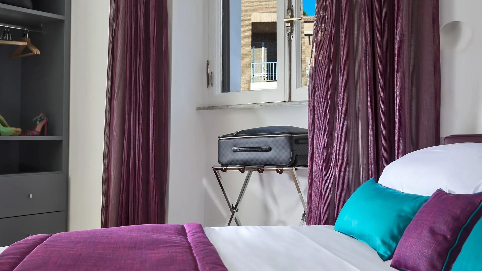 Boutique Centrale Relais Rome 3*,  Italy
